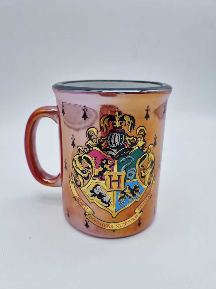 Taza Harry Potter Escudo Hogwarts Color Rojo, Grande, Capacidad 790 ml