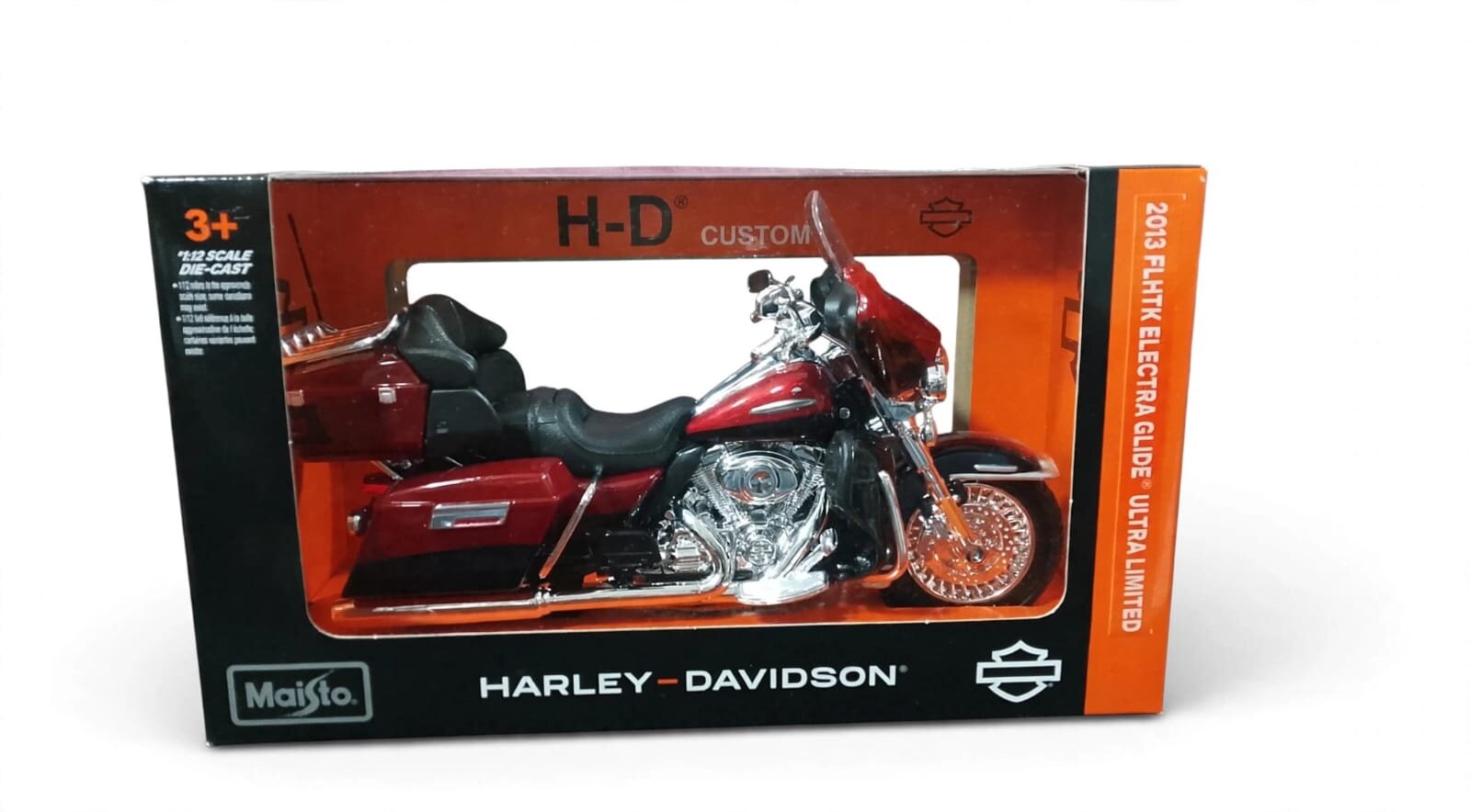 Motocicleta Harley-Davidson a Escala 1:12 Die-Cast 2013 FLHTK Electra Glide Ultra Limited, Maistro