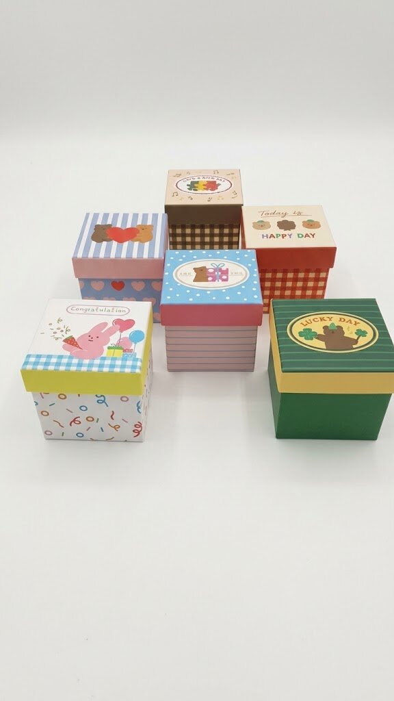 Caja De Regalo Cuadrada Chica Con Dibujos De Osos