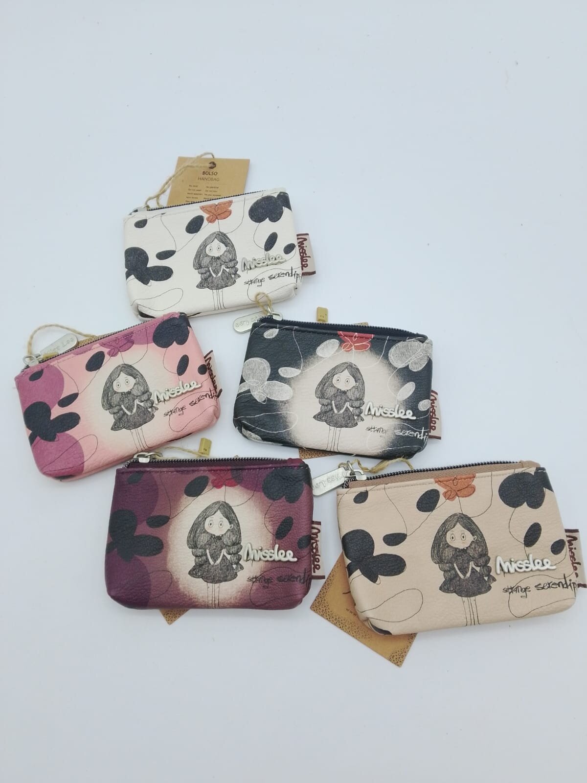 Monedero Estampado De Muñequita Miss Lee Colores Surtidos